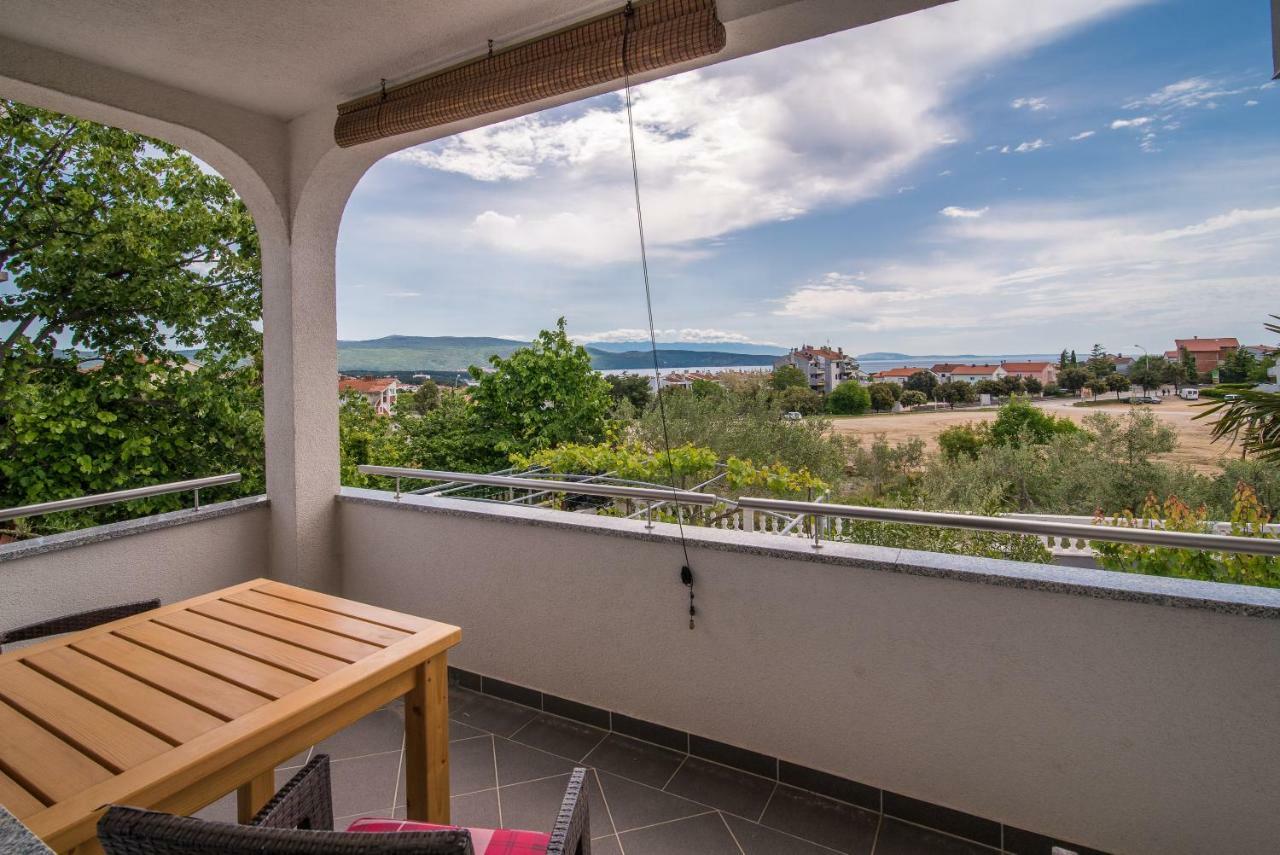 Apartments Oleander Krk Town Exterior foto